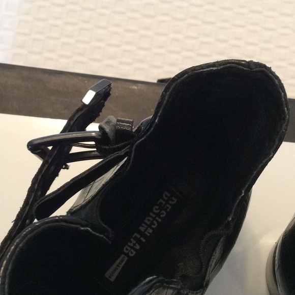 Ladies, black, leather, booties. - Picture 3 of 6